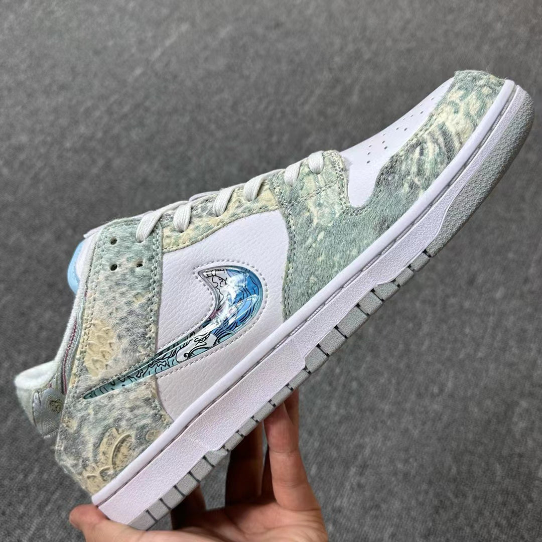 Dunk Low Steam Puppet White Green